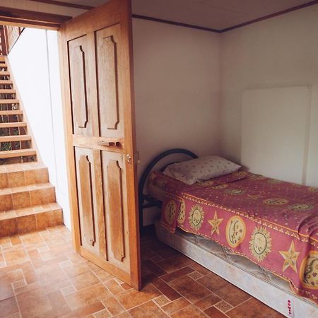 Spanish By The River - Turrialba Exterior foto