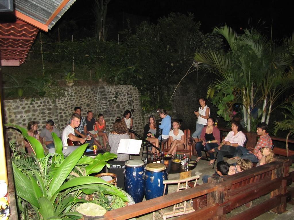 Spanish By The River - Turrialba Exterior foto