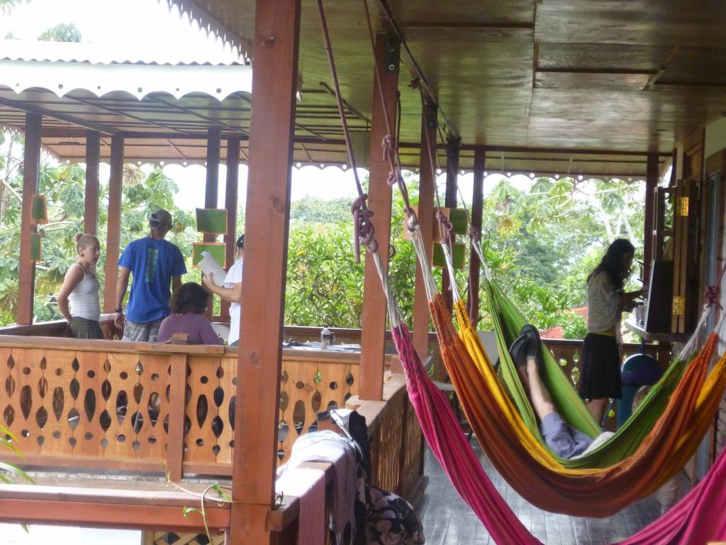 Spanish By The River - Turrialba Habitación foto